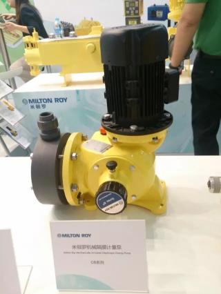 G系列機(jī)械隔膜計(jì)量泵，平緩脈動設(shè)計(jì)，沖擊小。可變偏心滑軸調(diào)節(jié)機(jī)構(gòu)，曲柄連桿傳動。